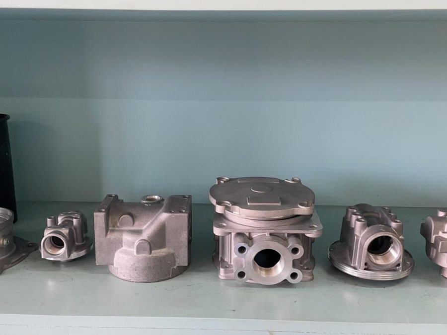 Cast aluminum hydraulic filter housings